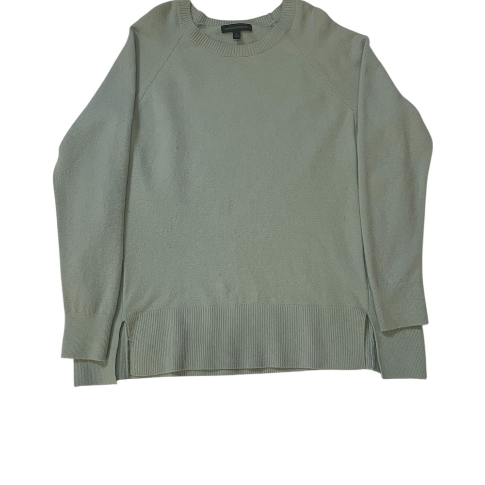 Banana Republic Light Green Knit Top,Good condition.
